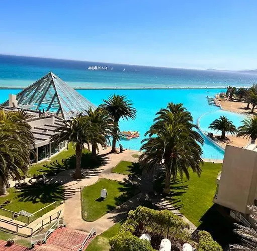 San Alfonso Del Mar, Edificio El Faro, Algarrobo.