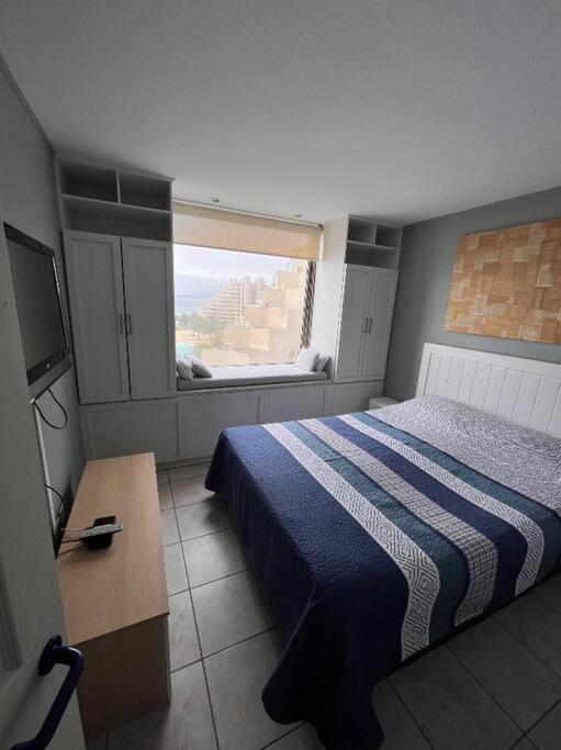 San Alfonso Del Mar, Edificio El Faro, Algarrobo. Apartamento *